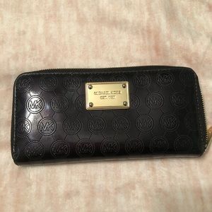 Michael Kors wallet